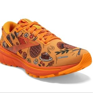 New. Intact. LIMITED EDITION Thanksgiving.